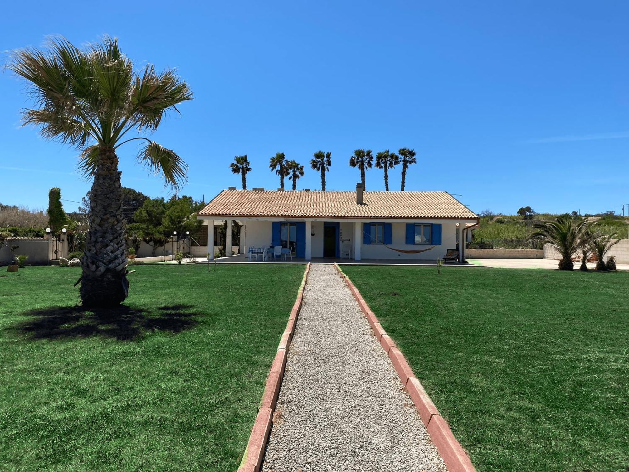 Villa Soleado, Marzamemi - Sea Front Villa Reitani Exterior photo